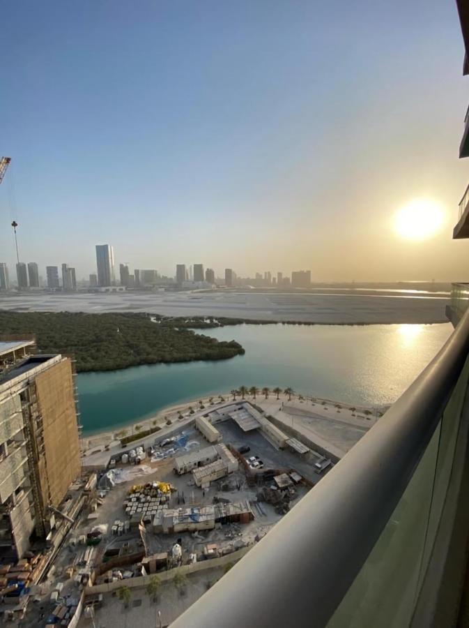 Large Size One Bedroom Apartment With Sea View Abu Dhabi Buitenkant foto